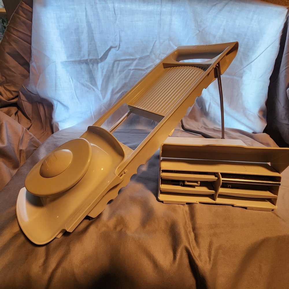 Beige Kitchen Mandoline Slicer